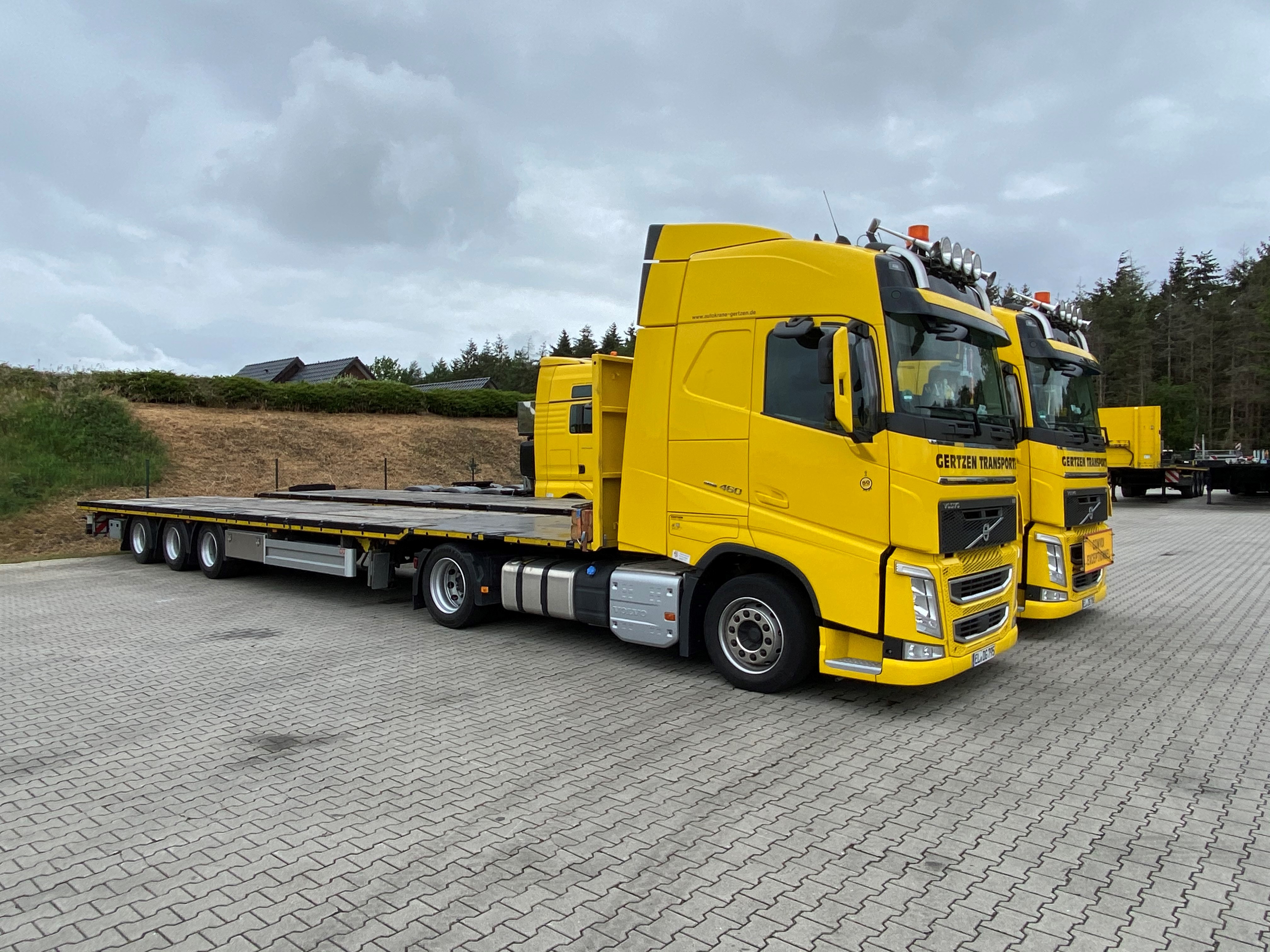 GERTZEN KRANE-TRANSPORTE PURCHASES THIRD PACTON MEGA SEMI-TRAILER