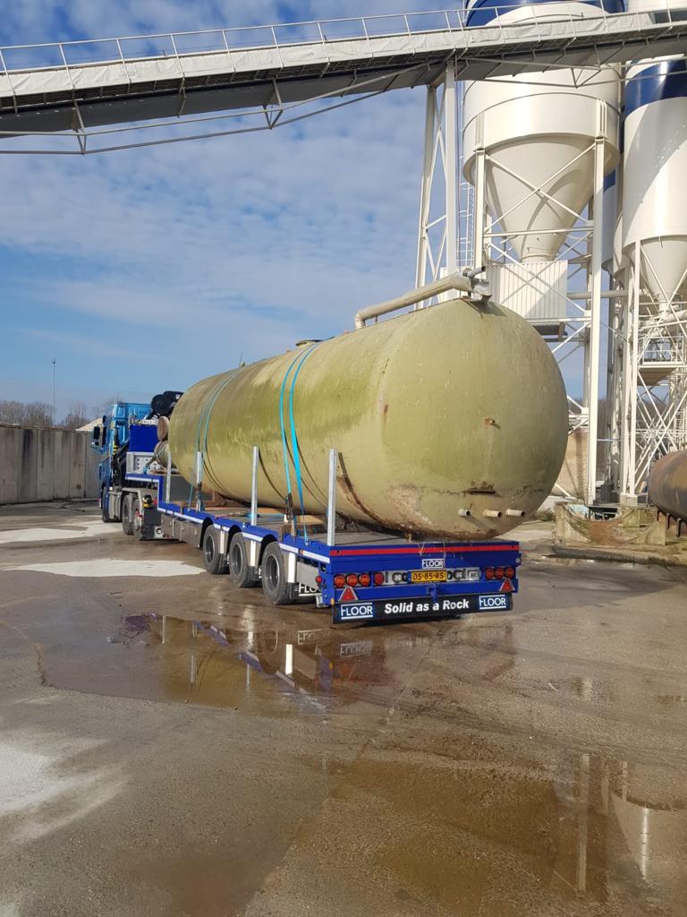 Smit Transport entscheidet sich für vollständigen Floor Semi-Tieflader